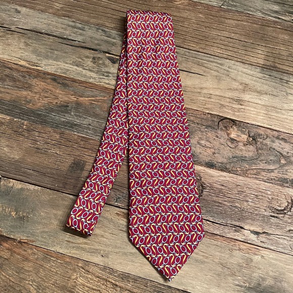 Brooks Basics Red Chain Printed Pure Silk Neck Tie - Picture 3 of 5
